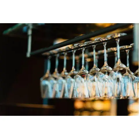 gbc3014 glass rack black 300x110mm 4.webp